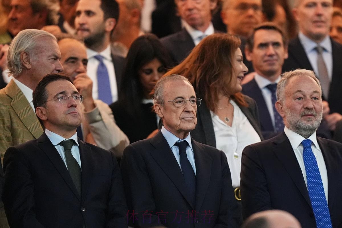 西媒:老佛爷不会解雇阿隆索 但踢毕巴必须要赢 西媒:老佛爷不会解雇阿隆索 但踢毕巴必须要赢