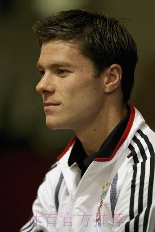 枪手曾考虑引居莱尔 阿隆索上任后球员无意离队 枪手曾考虑引居莱尔 阿隆索上任后球员无意离队